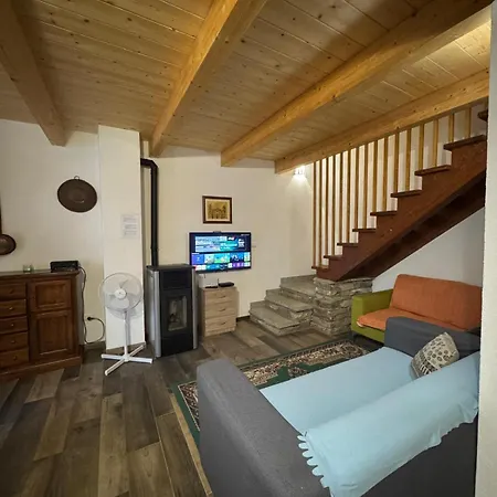 Casa Ristrutturata A Becetto Di Sampeyre Con Internet Starlink Holiday home *